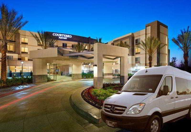 Courtyard Long Beach Airport Exterior foto